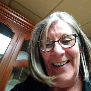 Meet your Posher, Debra